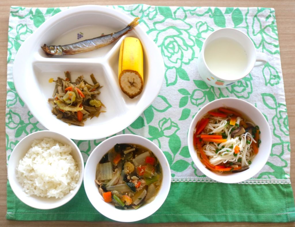 １０月２３日の給食です