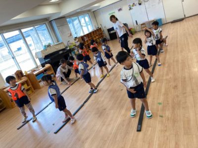 リズムジャンプ