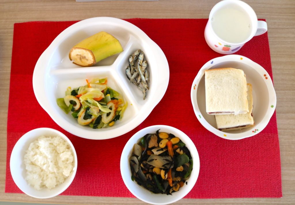 12月8日の給食です