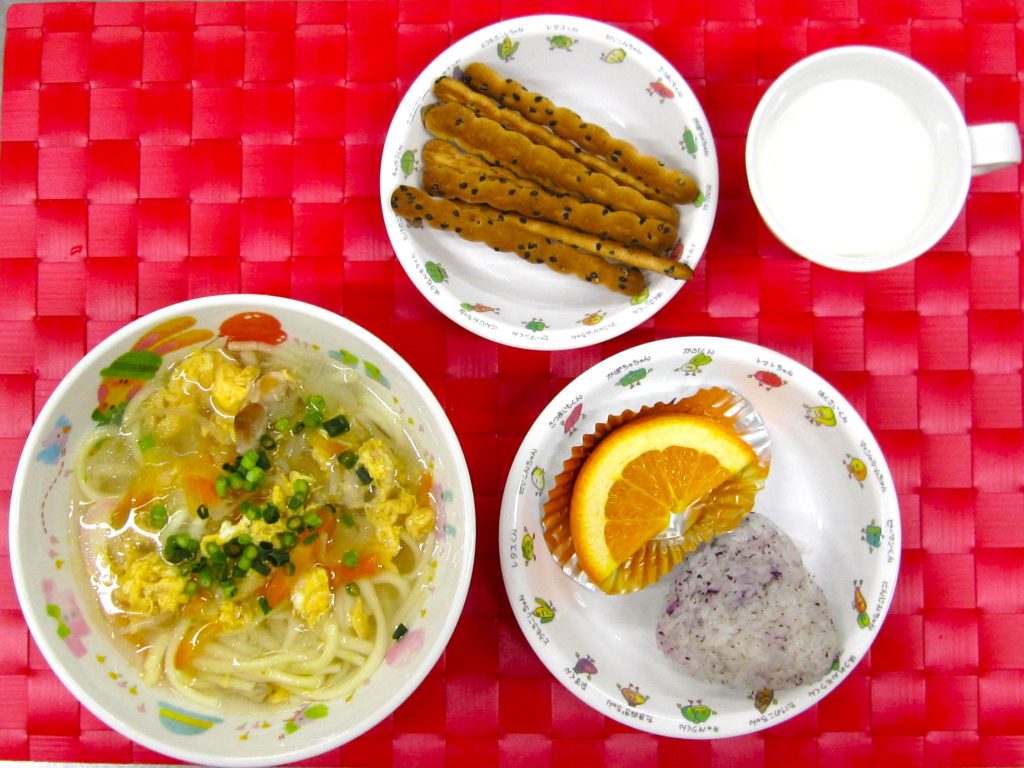 ４月８日の給食です