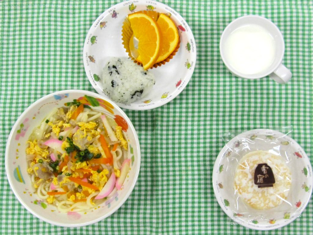 ８月１７日の給食です