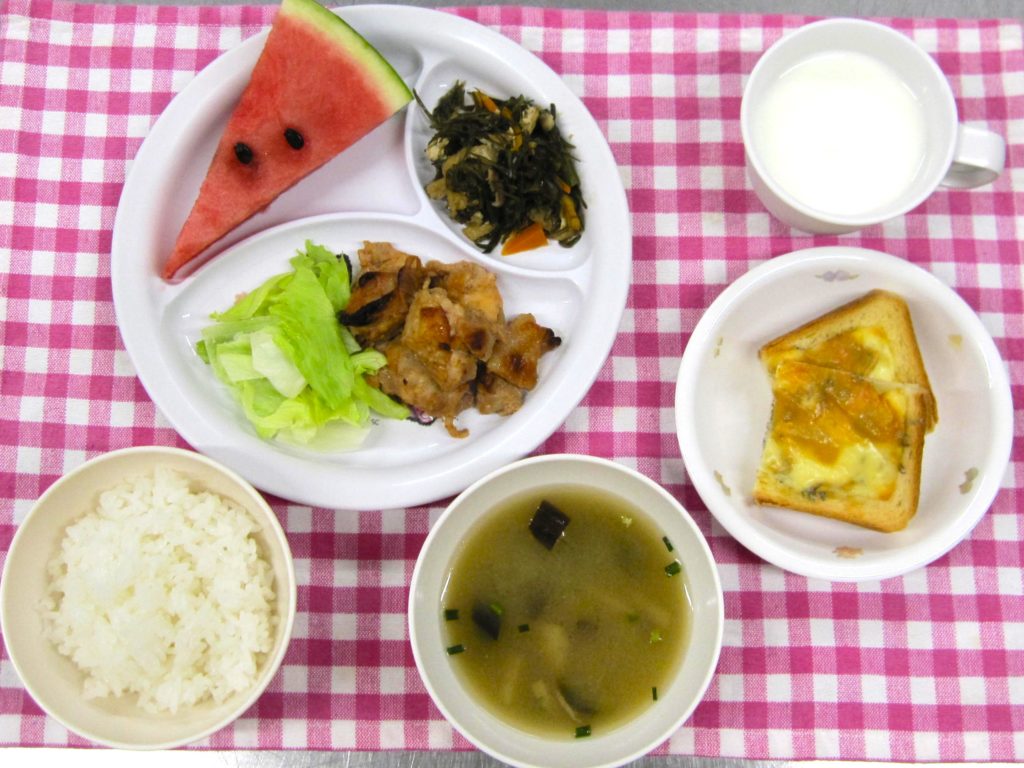 ８月２０日の給食です