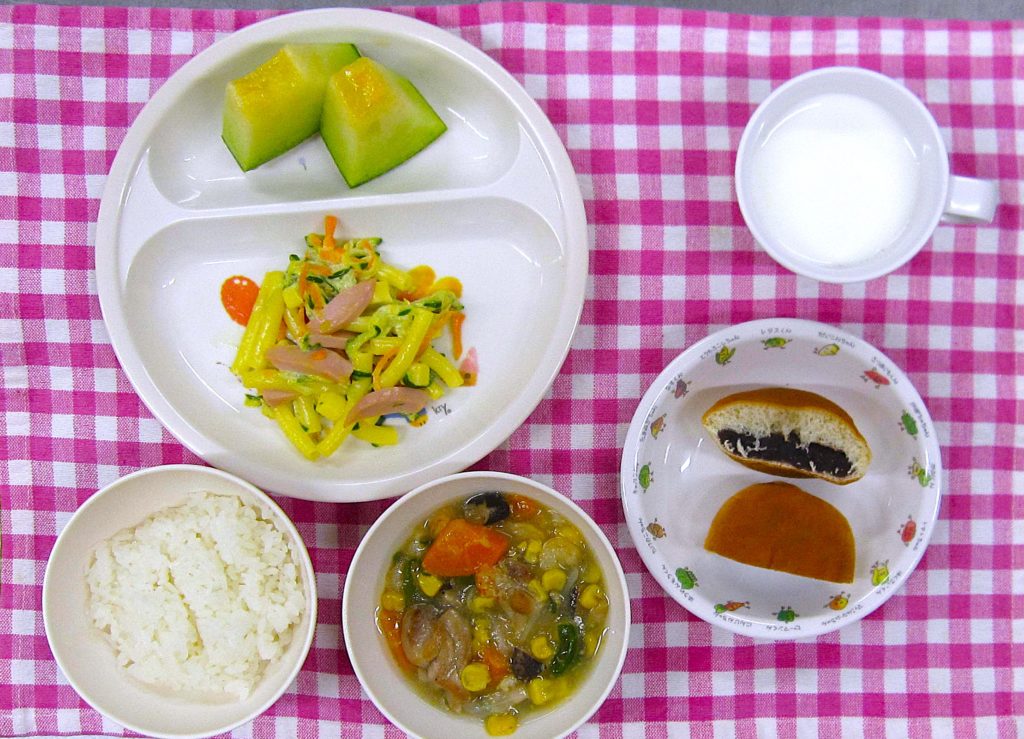 ７月２８日の給食です