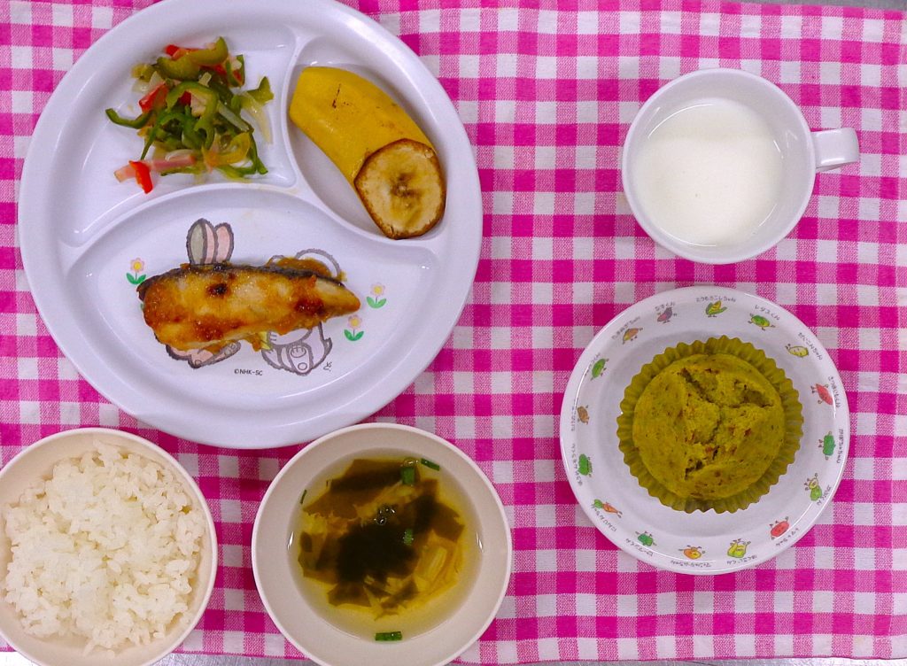 ８月２５日の給食です