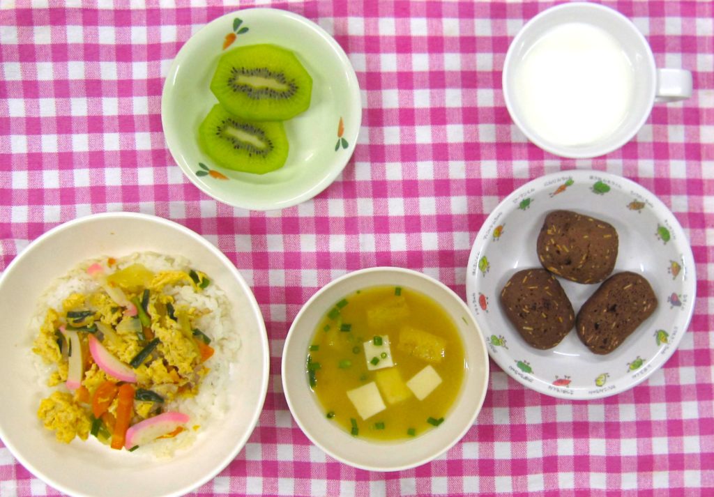 ８月１５日の給食です