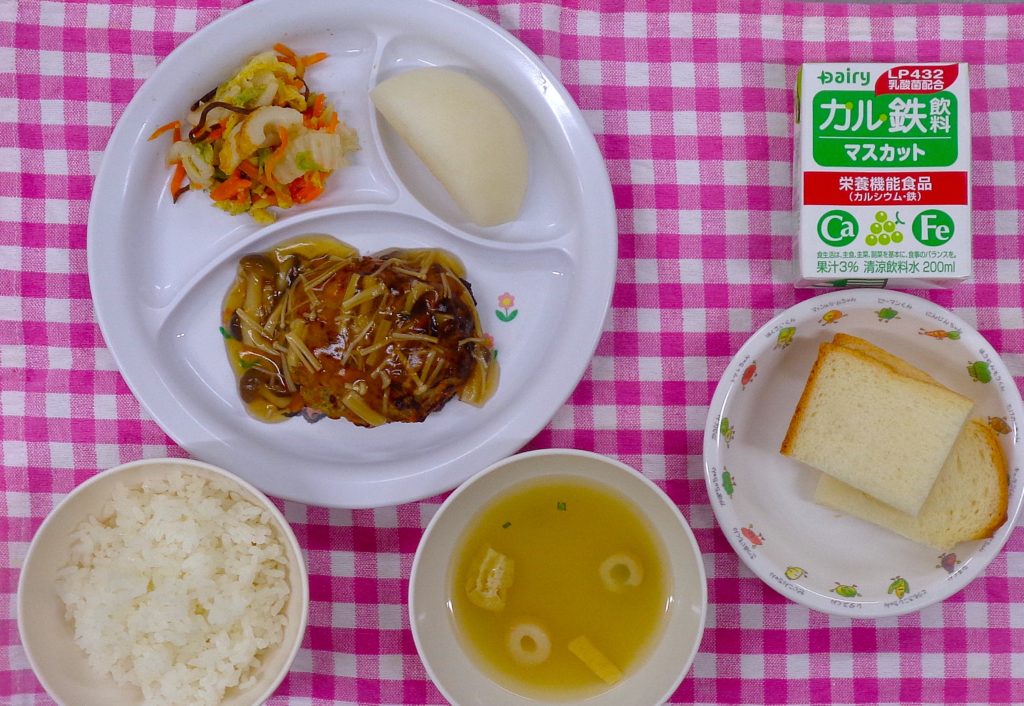 １０月８日の給食です