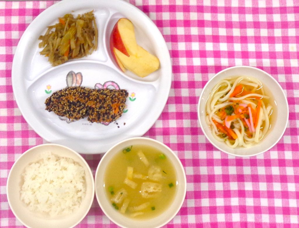 １０月２３日の給食です