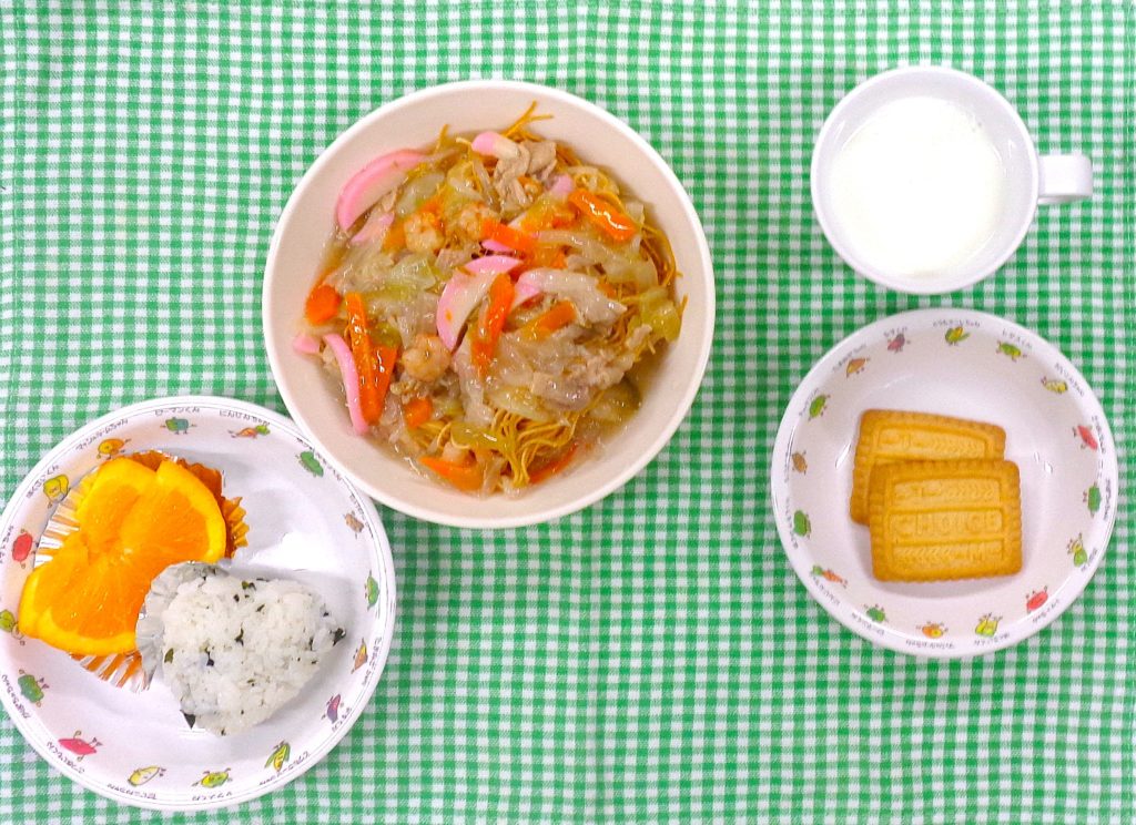 １０月２５日の給食です