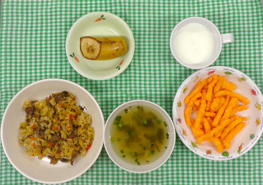 １１月２２日の給食です