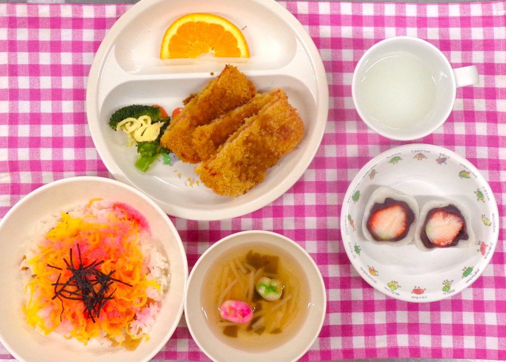 ３月３日の給食です